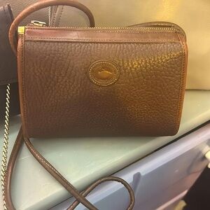 dooney& Bourke Vintage Code On Inside tag:  A7  575685